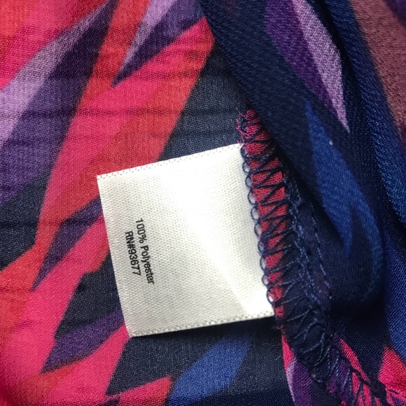 a.n.a Gorgeous, Colorful sheer blouse Size Medium - Picture 6 of 7